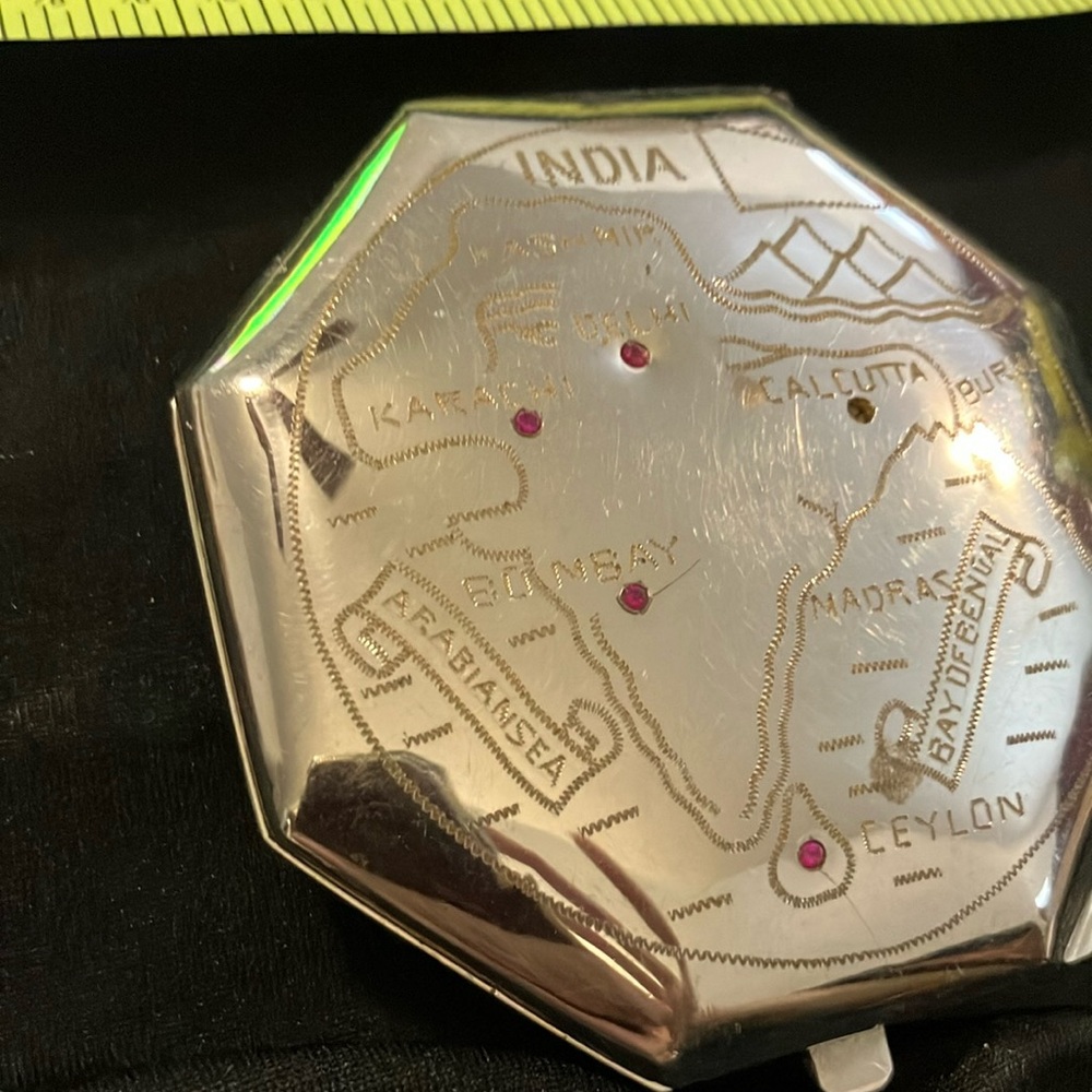 Nice antique/vintage ladies, sterling silver / rubies, powder compact, India
